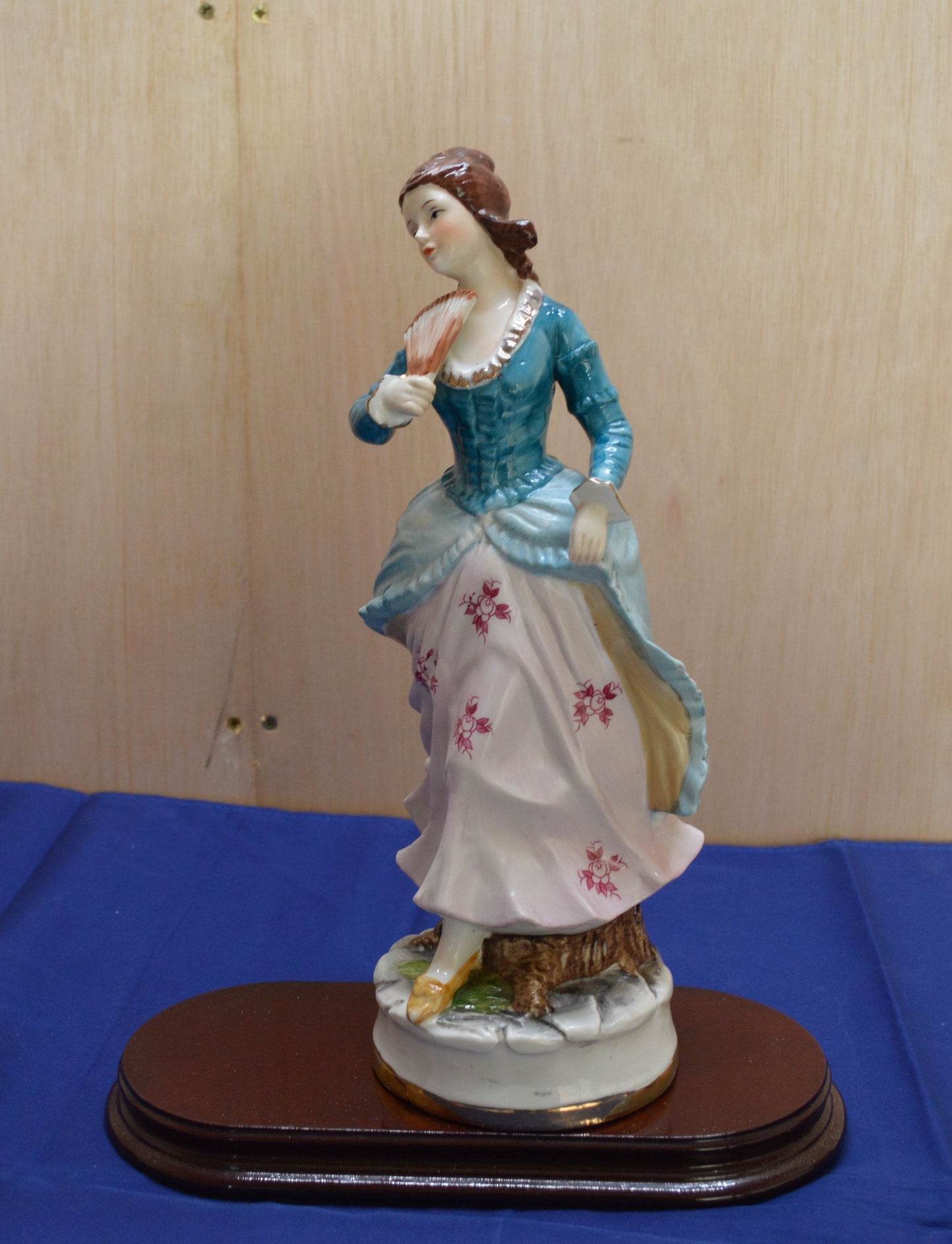 Saxony Gentleman and Lady Decorative Figurines - TMD167207