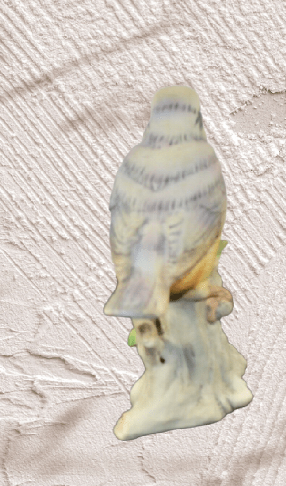 Nuthatch figurine Back