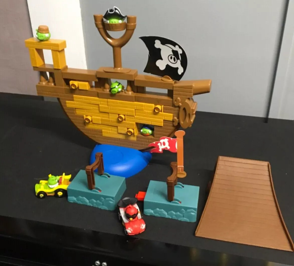 Angry Birds Go! Pirate Pig Attack Jenga – ToyBoxed