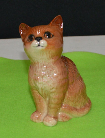 BEAUTIFUL SMALL BESWICK PERSIAN GINGER CAT