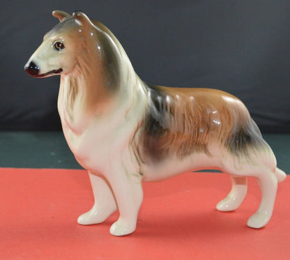 DOG FIGURINE ROUGH COLLIE - TMD167207