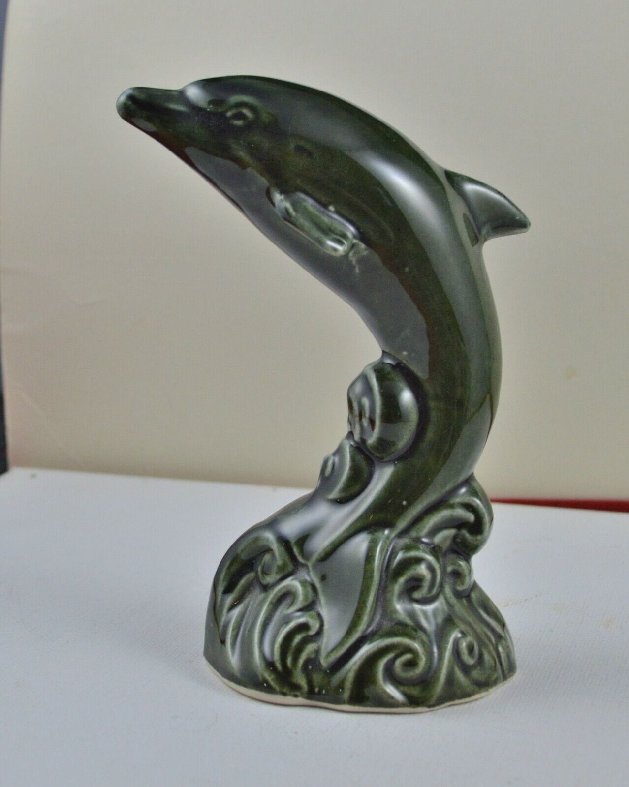 DOLPHIN FIGURINE - TMD167207