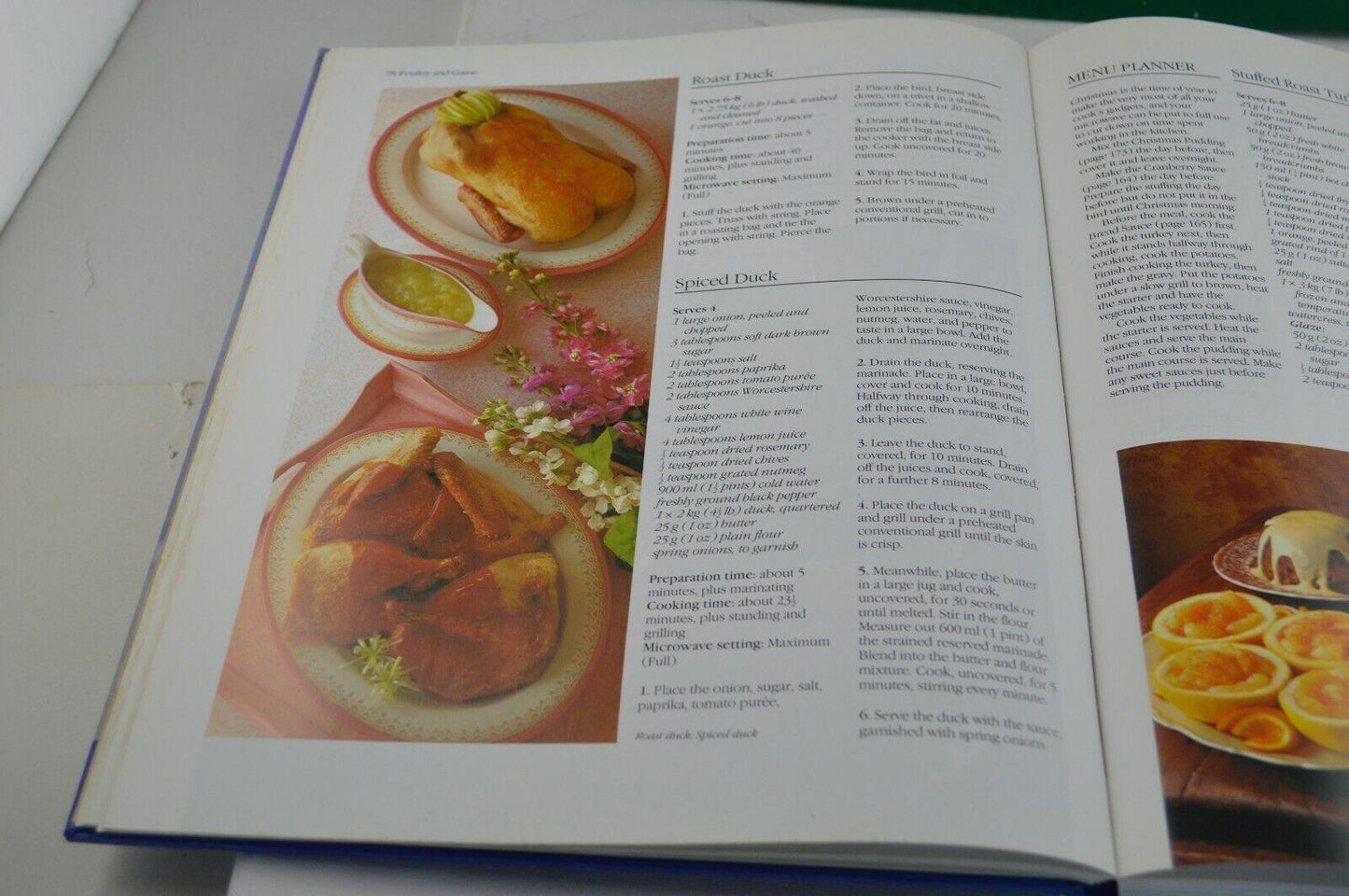 HAMLYN MICROWAVE COOKERY BOOK - TMD167207