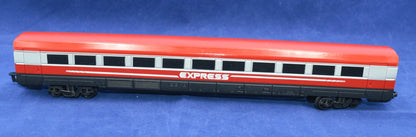 HORNBY JUNIOR BATTERY OPERATED EXPRESS TRAIN SET - TMD167207