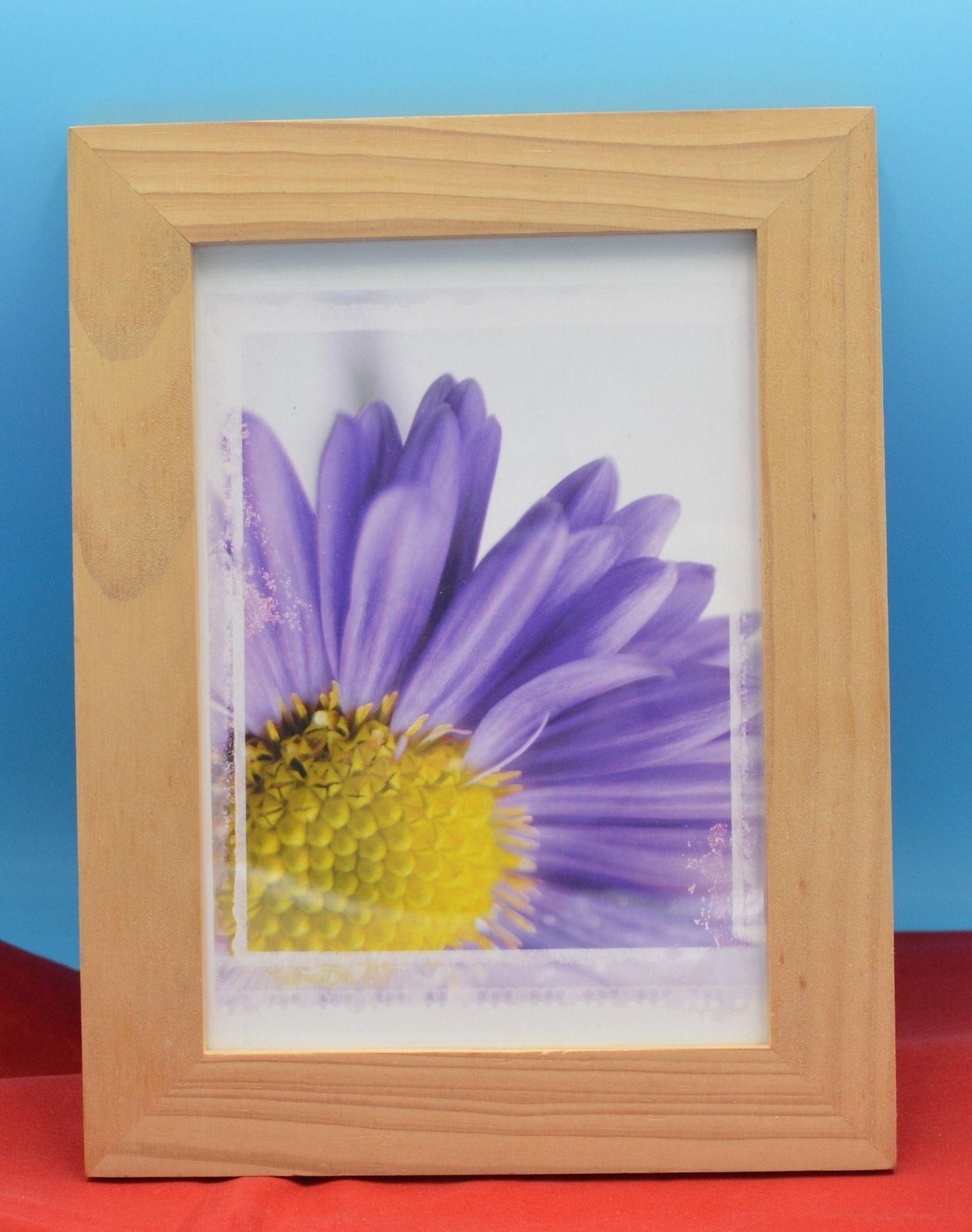 IKEA WOODEN PICTURE FRAME PURPLE FLOWER INSERT - TMD167207