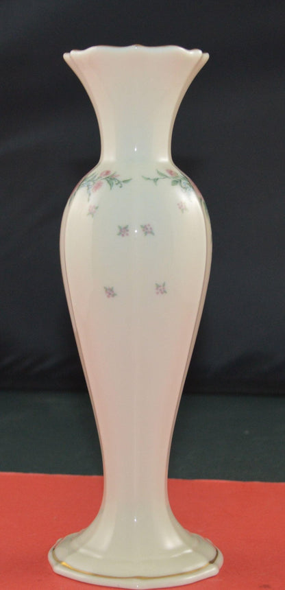 LENOX VASE(PREVIOUSLY OWNED) GOOD CONDITION - TMD167207