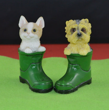 MINIATURE CAT IN A GREEN WELLY & MINIATURE DOG IN A GREEN WELLY - TMD167207