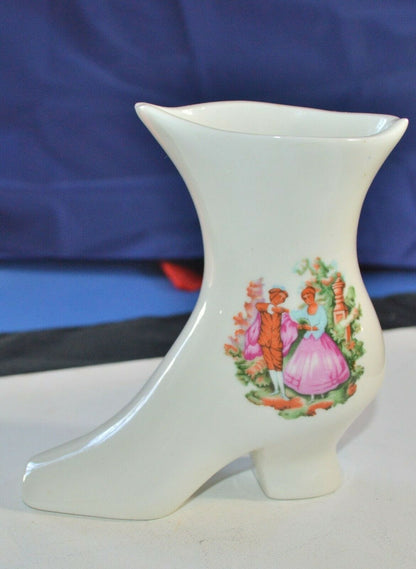 ORNAMENTAL BOOT DEPICTING A PERIOD STYLE COURTING COUPLE(PREVIOUSLY OWNED) GOOD CONDITION - TMD167207