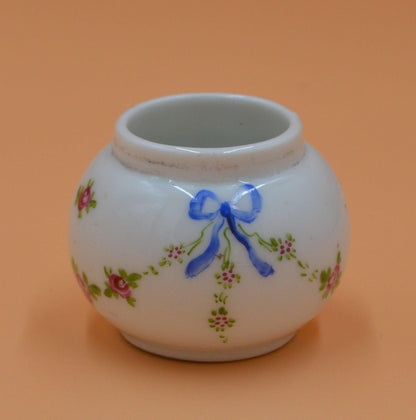 PRETTY TRINKET POT(NO LID) FLORAL & BLUE RIBBON PATTERN - TMD167207