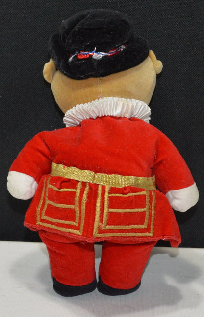 SOFT TOY BEEFEATER TEDDY BEAR( PREVIOUSLY OWNED) GOOD CONDITION - TMD167207