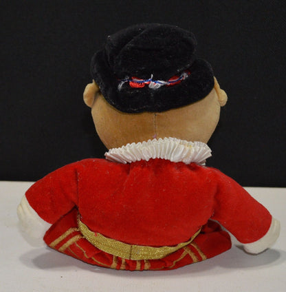 SOFT TOY BEEFEATER TEDDY BEAR( PREVIOUSLY OWNED) GOOD CONDITION - TMD167207