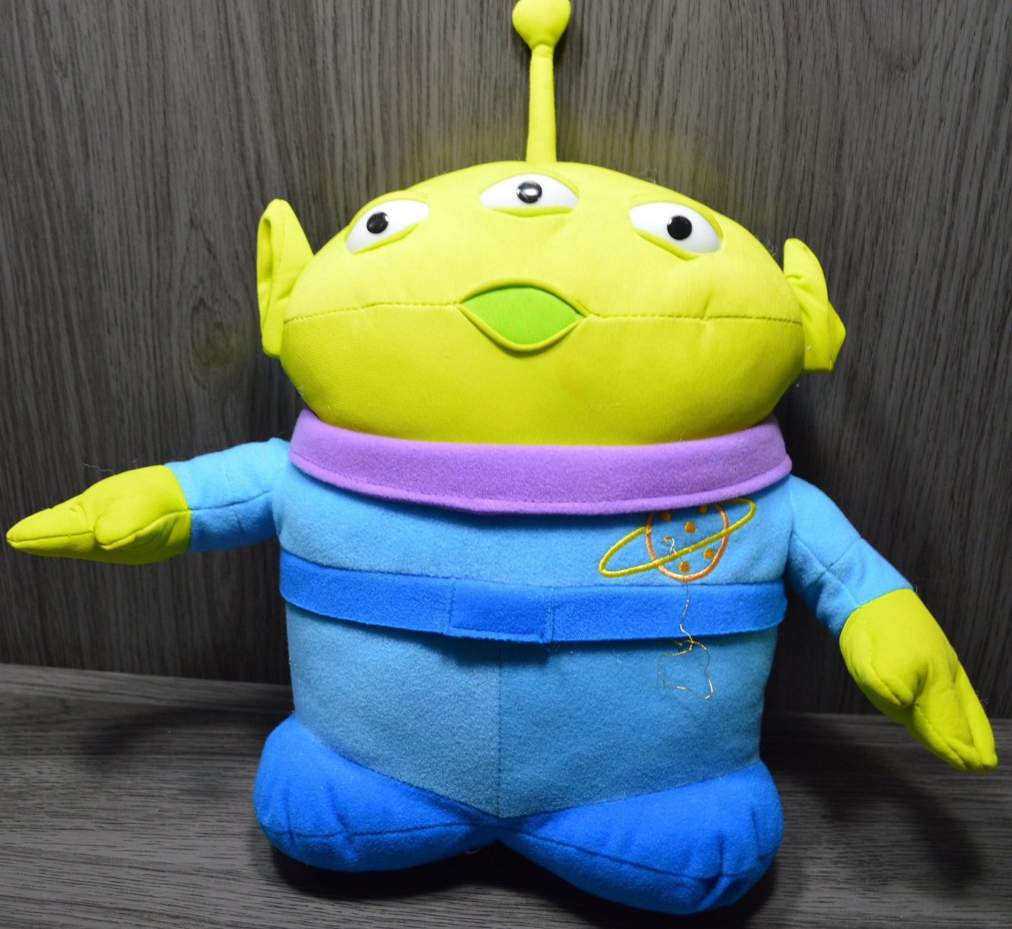 SOFT TOY DISNEY PIXAR TOY STORY ALIEN(PREVIOUSLY OWNED)GOOD CONDITION - TMD167207