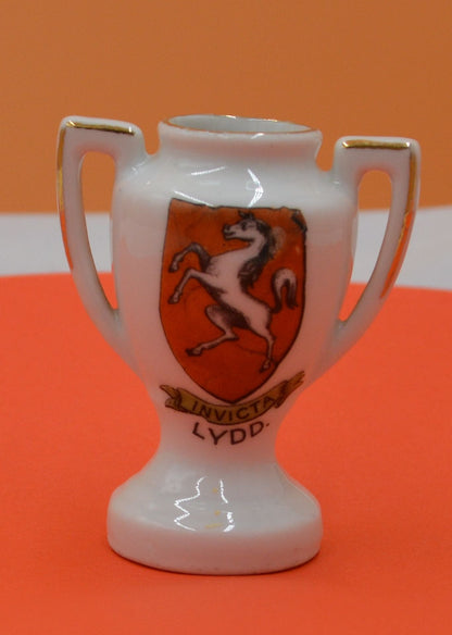 SOUVENIR CRESTED WARE TROPHY INVICTA LYDD - TMD167207